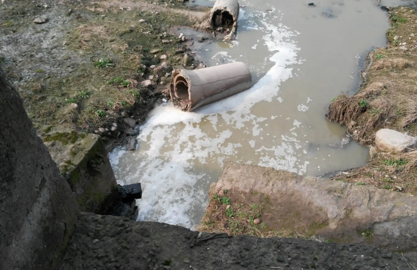 地表水地下水污染